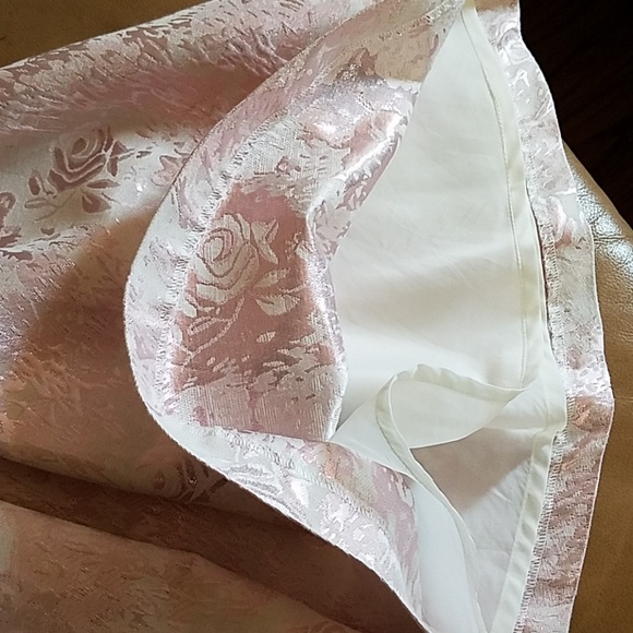 Pink Lace Dress - Picture 3 of 7